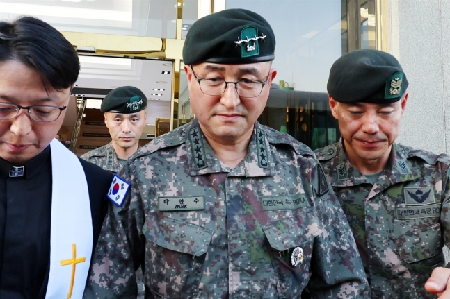 대한민국 군인의 진짜 적은 간부다.