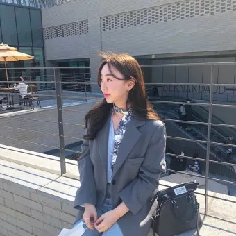 2025년 4월 날씨 전망 여성 봄 코디 패션_17