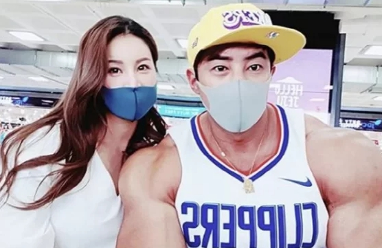 황철순 아내 와이프 지연아 폭행 영상 불륜 외도 이혼 카톡 인스타 재조명