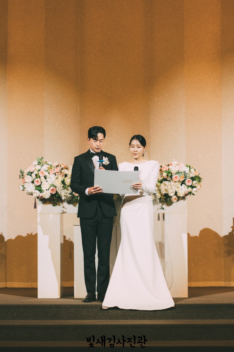 소풍컨벤션웨딩 라온제나홀 본식스냅 서브스냅 26