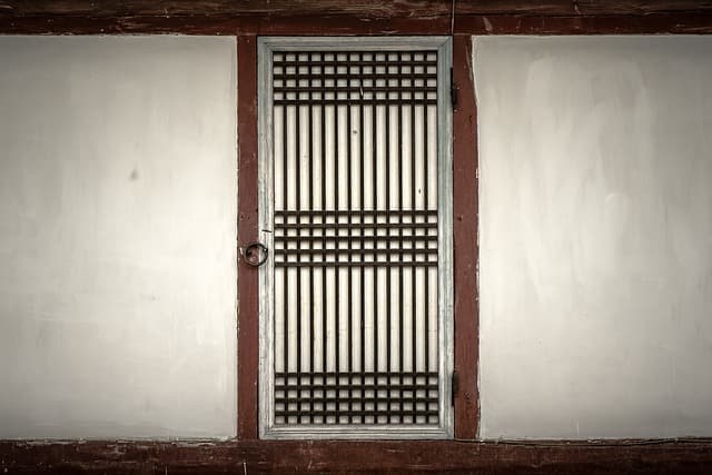 미술사에서 배운 전통, 현대 디자인으로 재 탄생하다