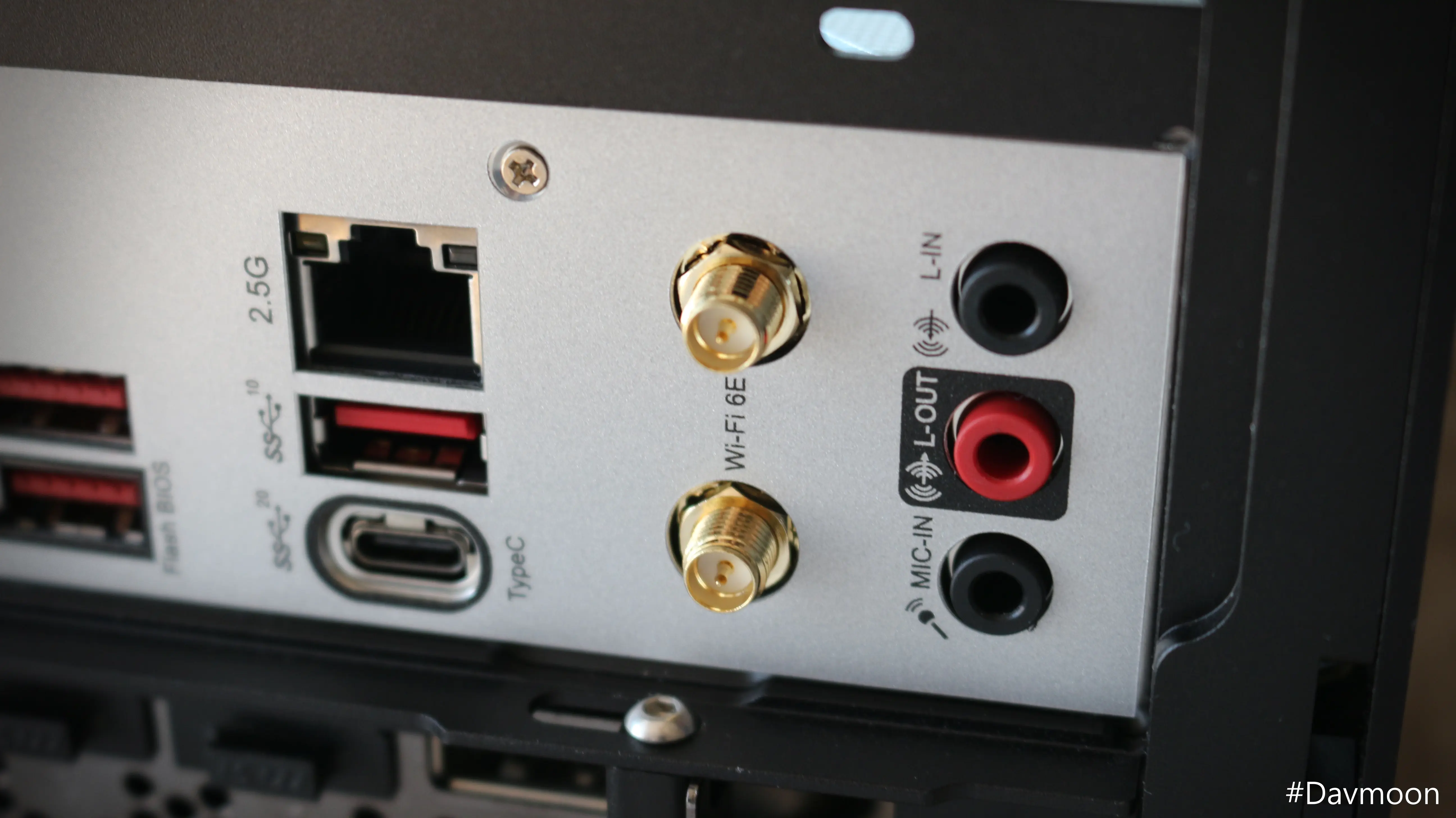 msi b650i edge wifi, bt 단자