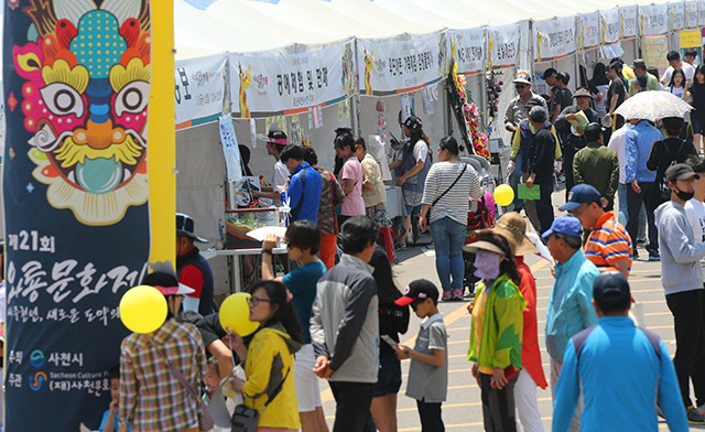 사천시 삼천포항 자연산 전어 완벽 가이드 &amp;#124; 2025년 여름 축제와 맛집 총정리