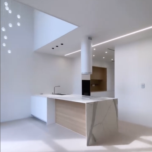 주방이 깔끔한 인테리어 구조로 되어 있어 어머니들이 좋아 한다.