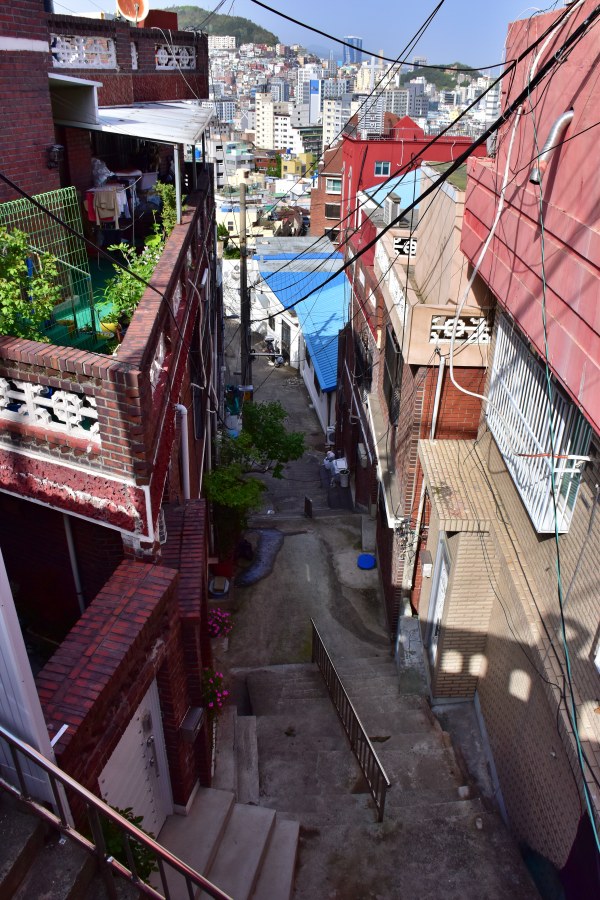 초장동 남부민동 산복도로 좁은 골목길