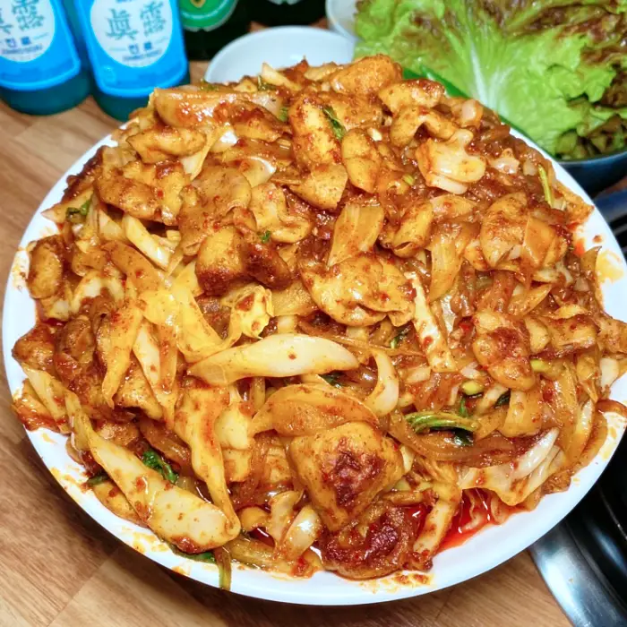 맛의승부사 돼지 곱창전골 꽈리곱창볶음 송리단길 석촌역 맛집