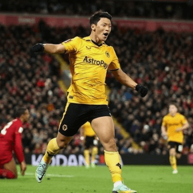 황희찬 골세러머니 달리기