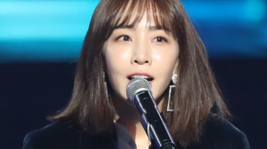 김이나 작사가 데뷔