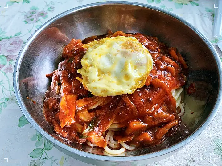 백반기행 40년 전통 달인 노포 중국집 문희경 편 비빔 짬뽕 탕수육 울진 맛집 소개