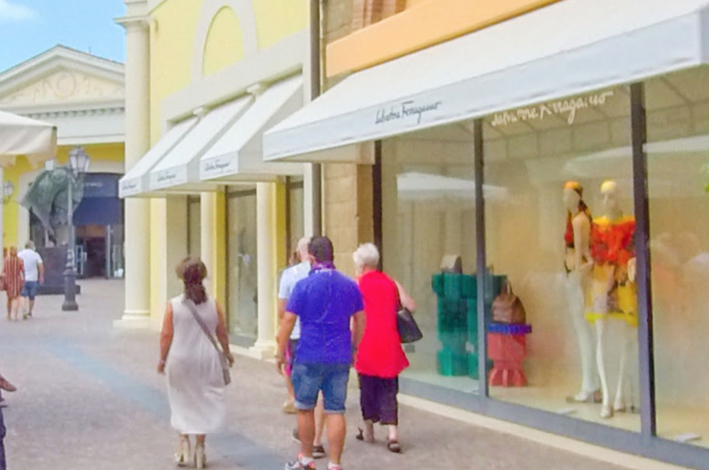 살바토레 페라가모 매장 입구