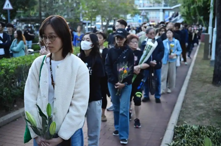 홍콩화재참사추모물결사진