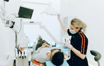 병원 신분증 지참 확인 의무화