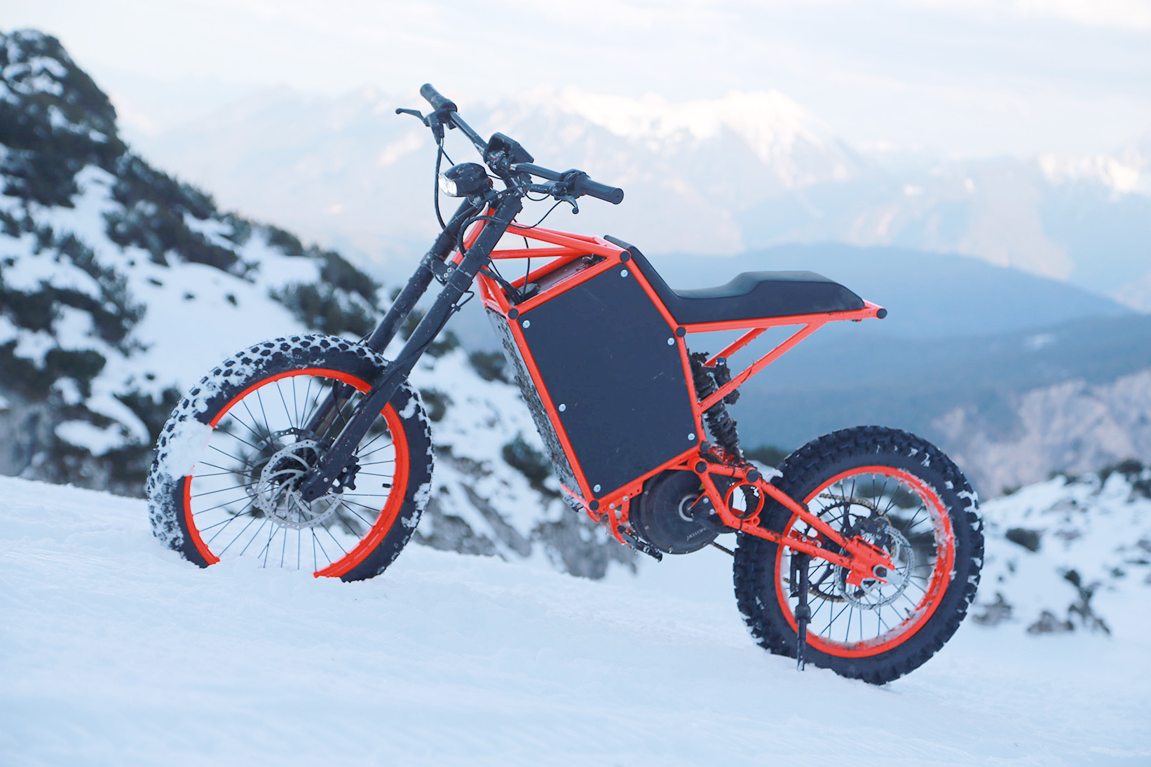 05. vector e-bike 홈피컷04