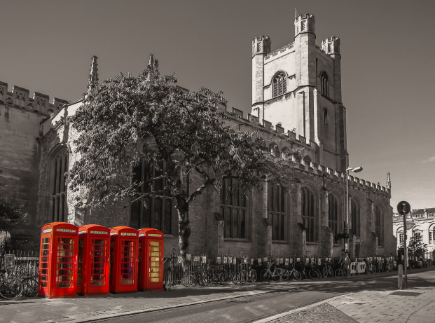 한 도시의 공중전화 부스 기록