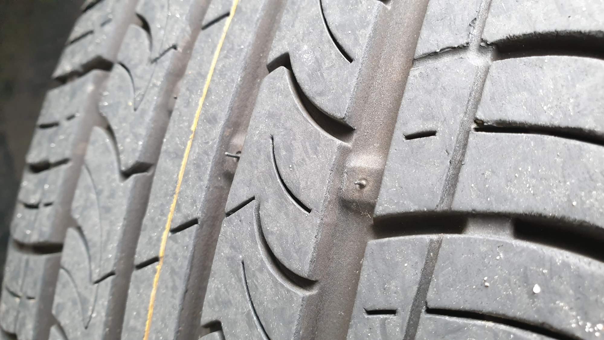 타이어 마모한계선 위치