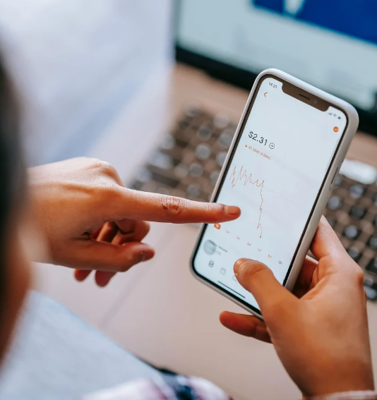 AI 투자 전략 관련 사잔