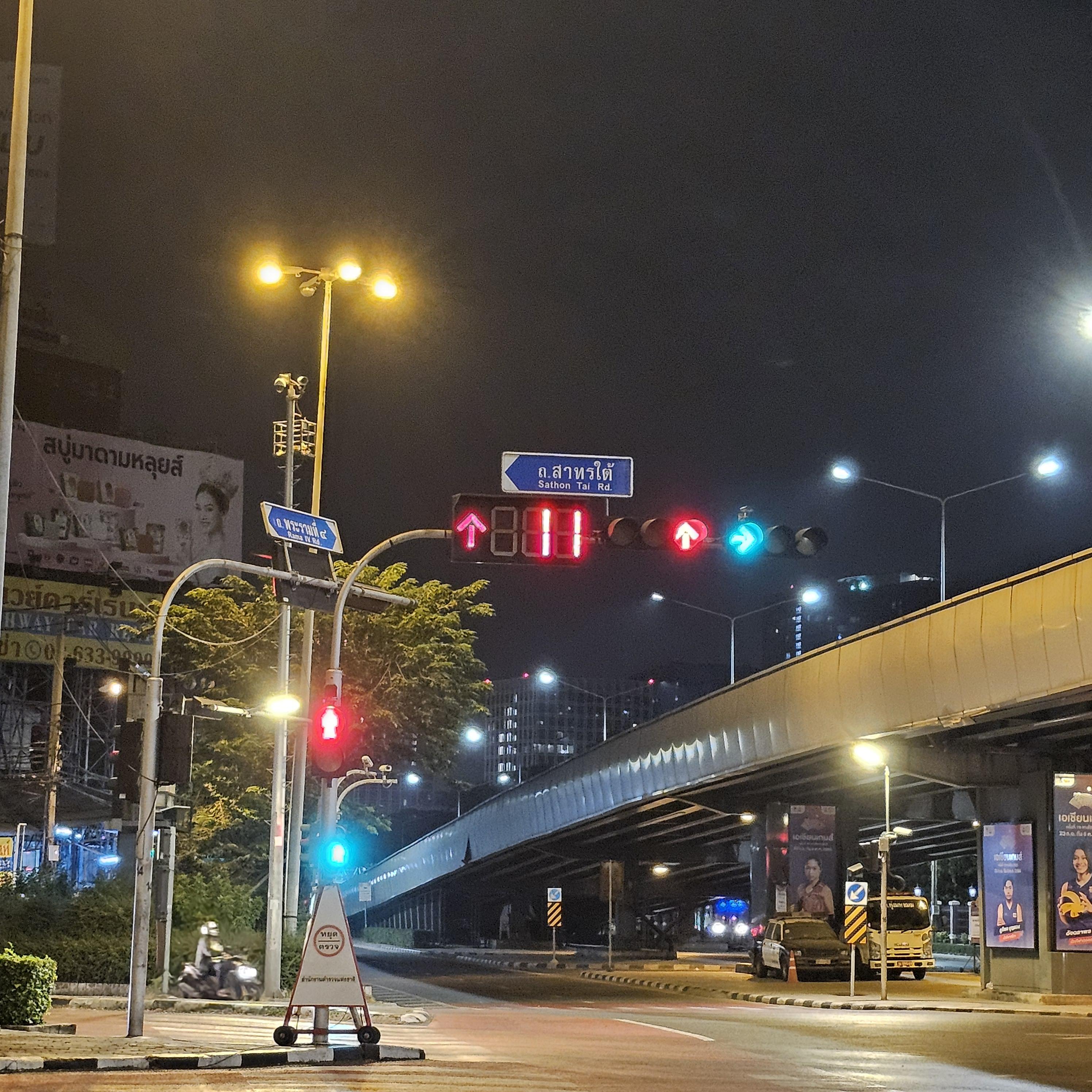 태국 방콕 횡단보도 주의사항