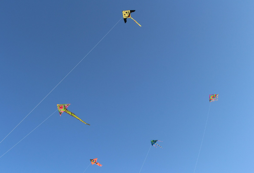 아이들과 함께 체험해볼 수 있는 전통 명절 놀이 복원 프로젝트