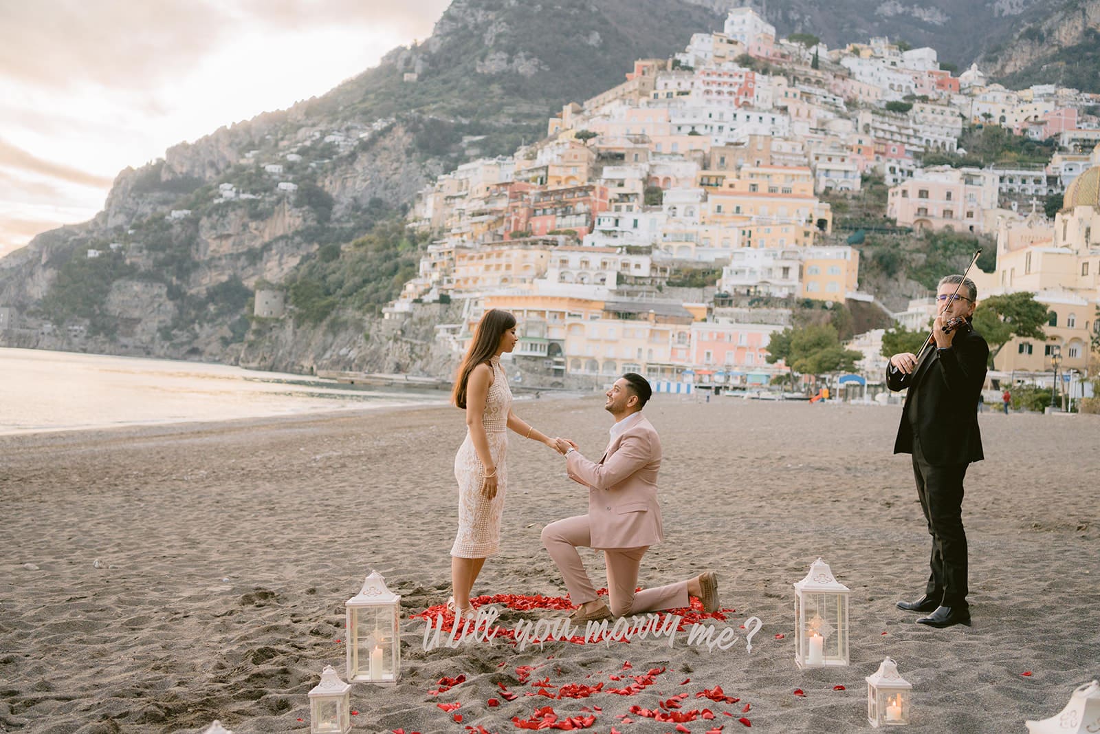 죽기 전에 꼭 가봐야 할 여행지: 이탈리아 포지타노 VIDEO: Positano&#44; Italy Evening Walk - Amalfi Coast