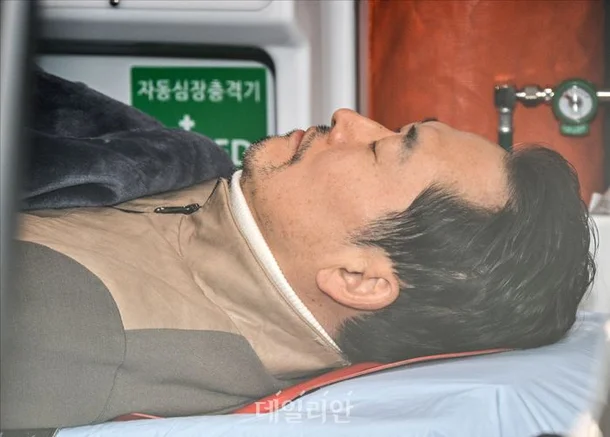 장동혁 대표 단식 중단 입원