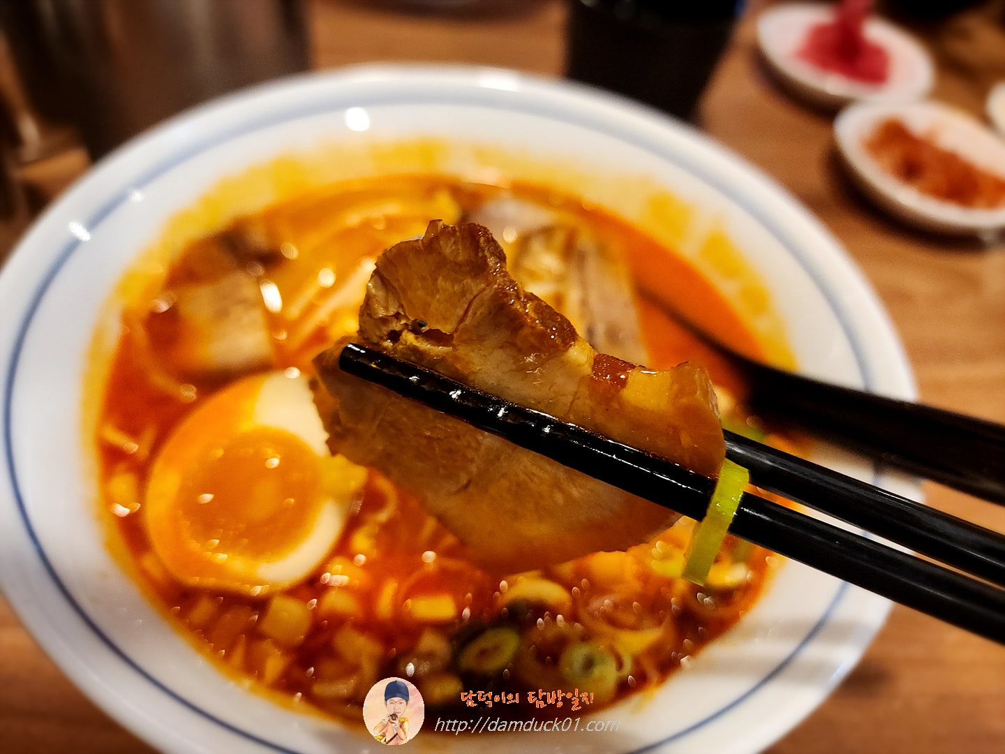 카라 돈코츠라멘