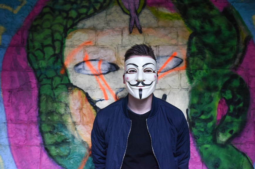 내가-아니라-나를-조종하는-존재