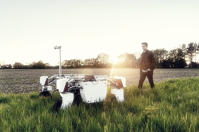 신성델타테크 주가분석