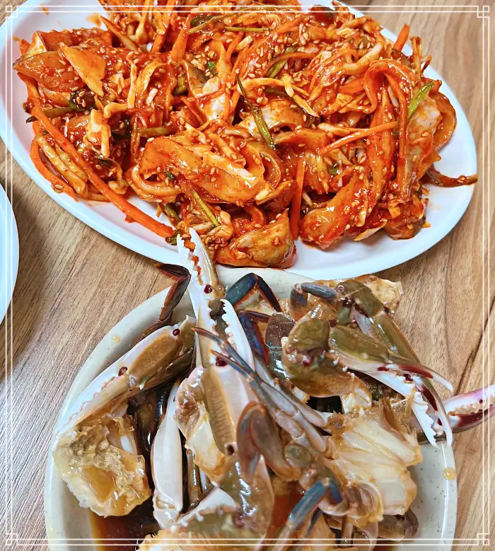 인천 연안부두 밴댕이 회무침 거리 맛집 46년 전통 노포 밴딩이무침, 밴댕이회