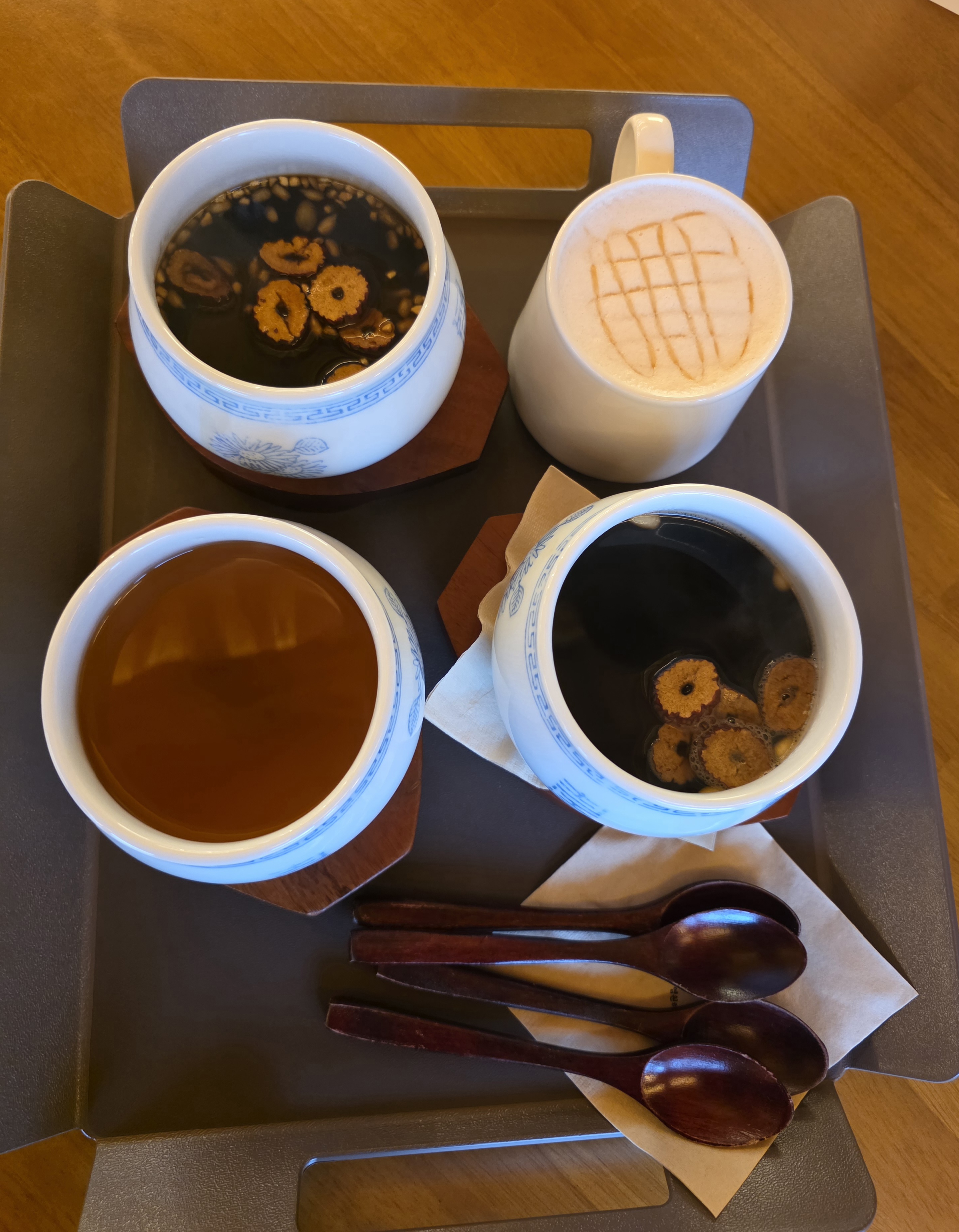 수복헌 왕밤알라떼와 한방차 메뉴