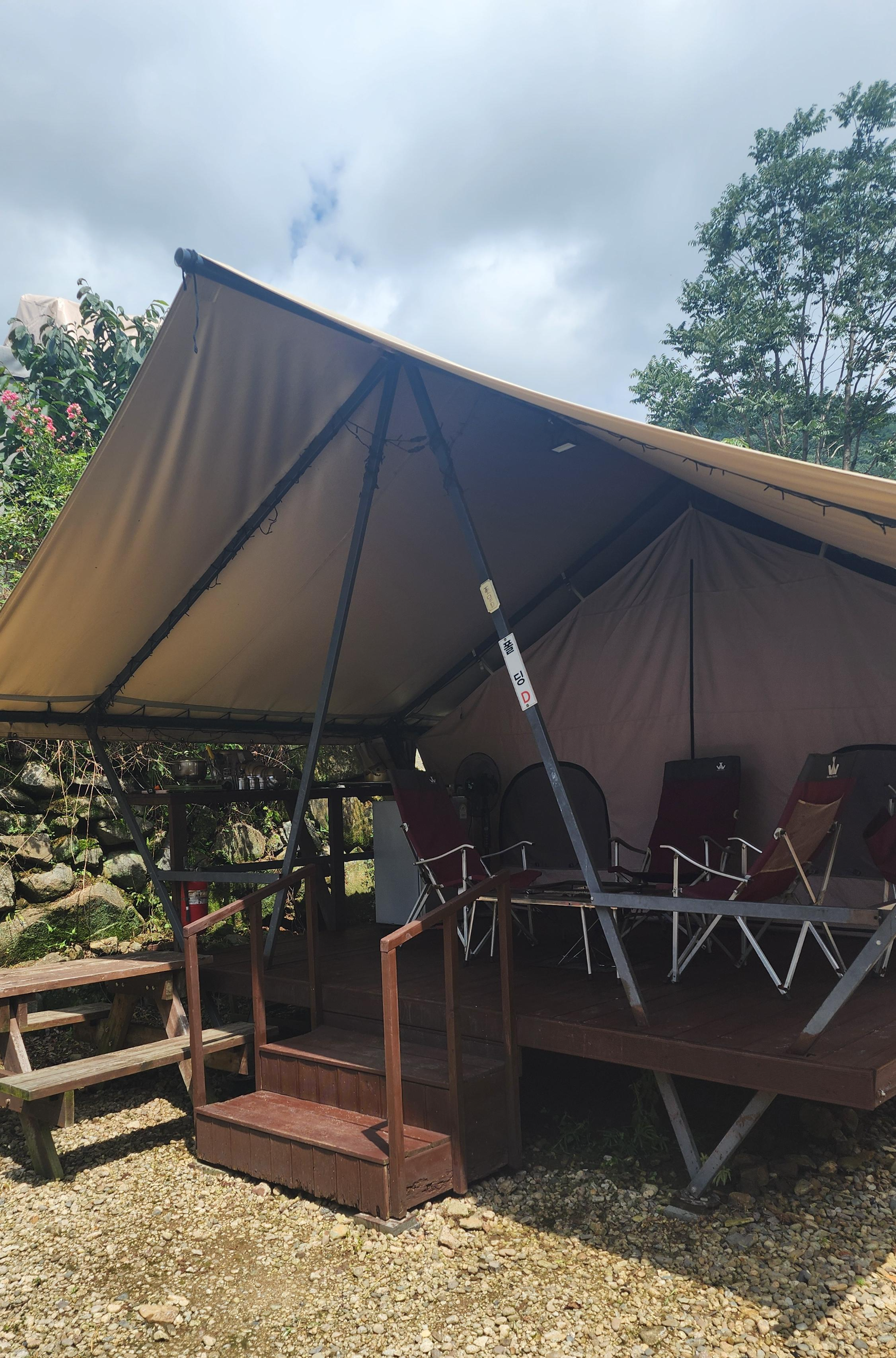 흙내음 글램핑 럭셔리 글램핑