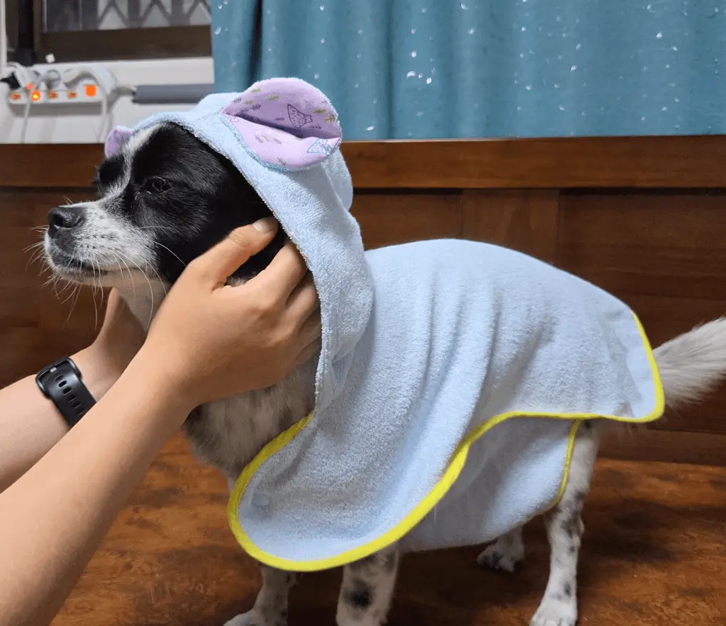 직접 만든 목욕가운을 처음 입어보는 행복이