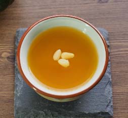 잣