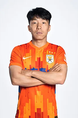 진징다오 캉테 조선족 축구선수 김경도