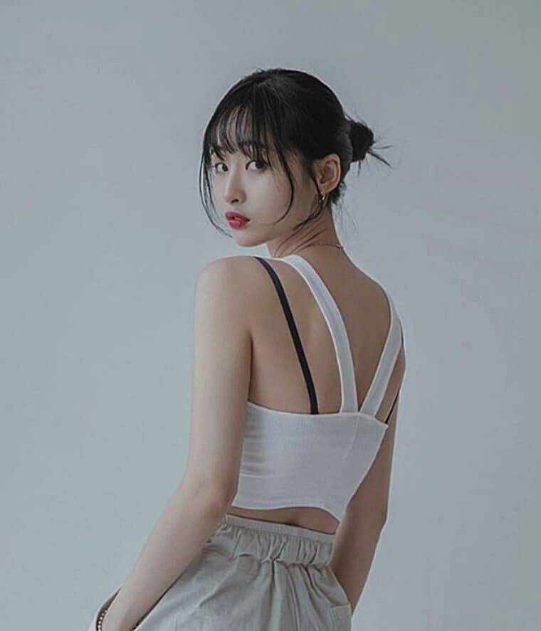 가수-겸-모델-솜혜빈