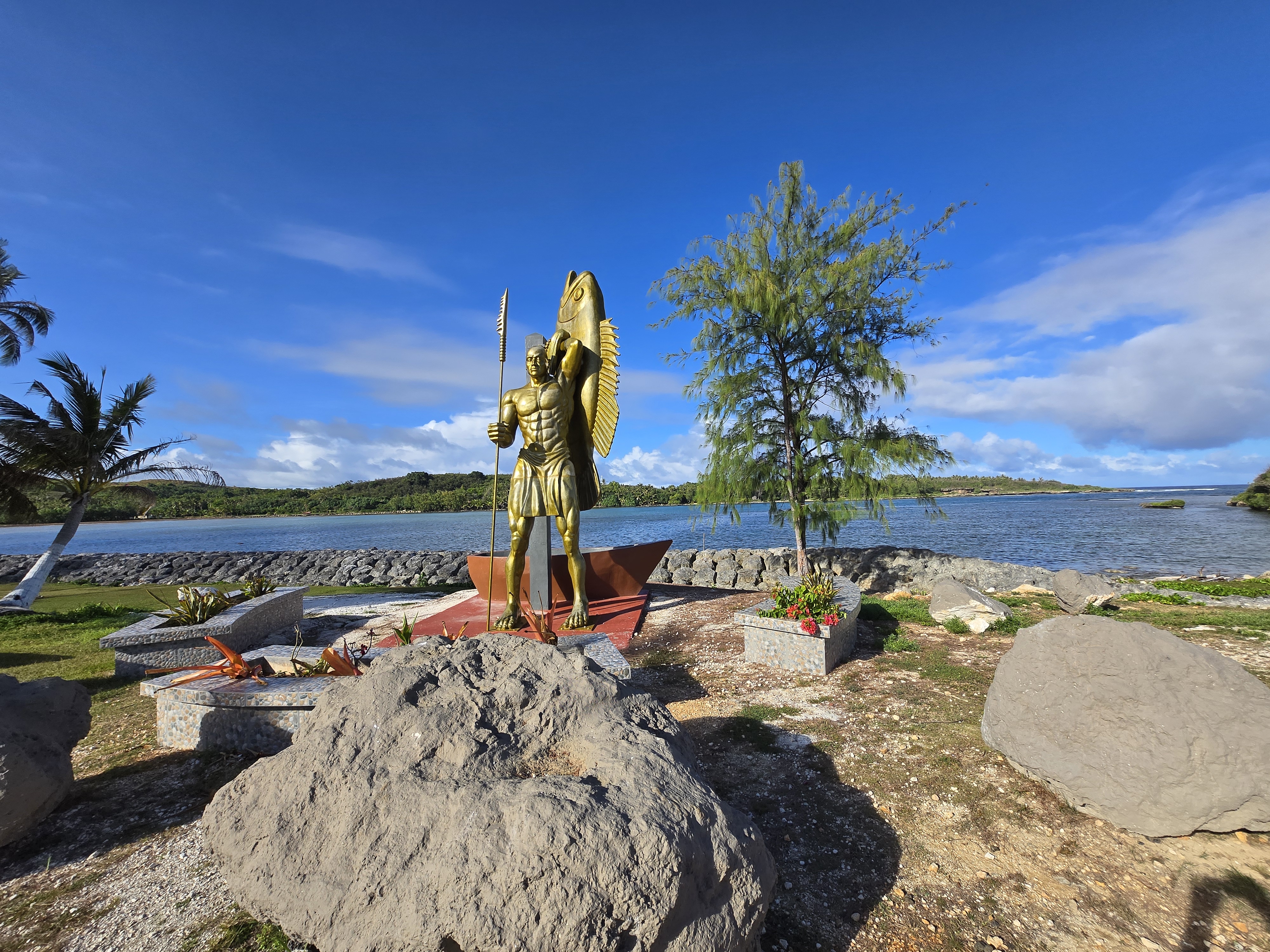 괌 남부투어 피셔맨 동상