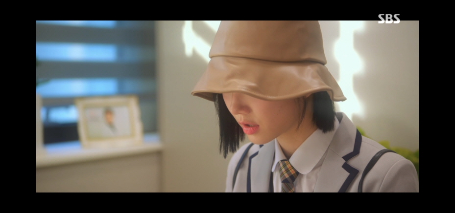 7인의 탈출 매튜 리 엄기준 정체 방다미 정라엘 양아버지?/총소리 엔딩 정체 누구/2회 줄거리 내용 SBS 드라마 2화 결말 리뷰 후기 스포/란 산부인과 신은경 병원 촬영지