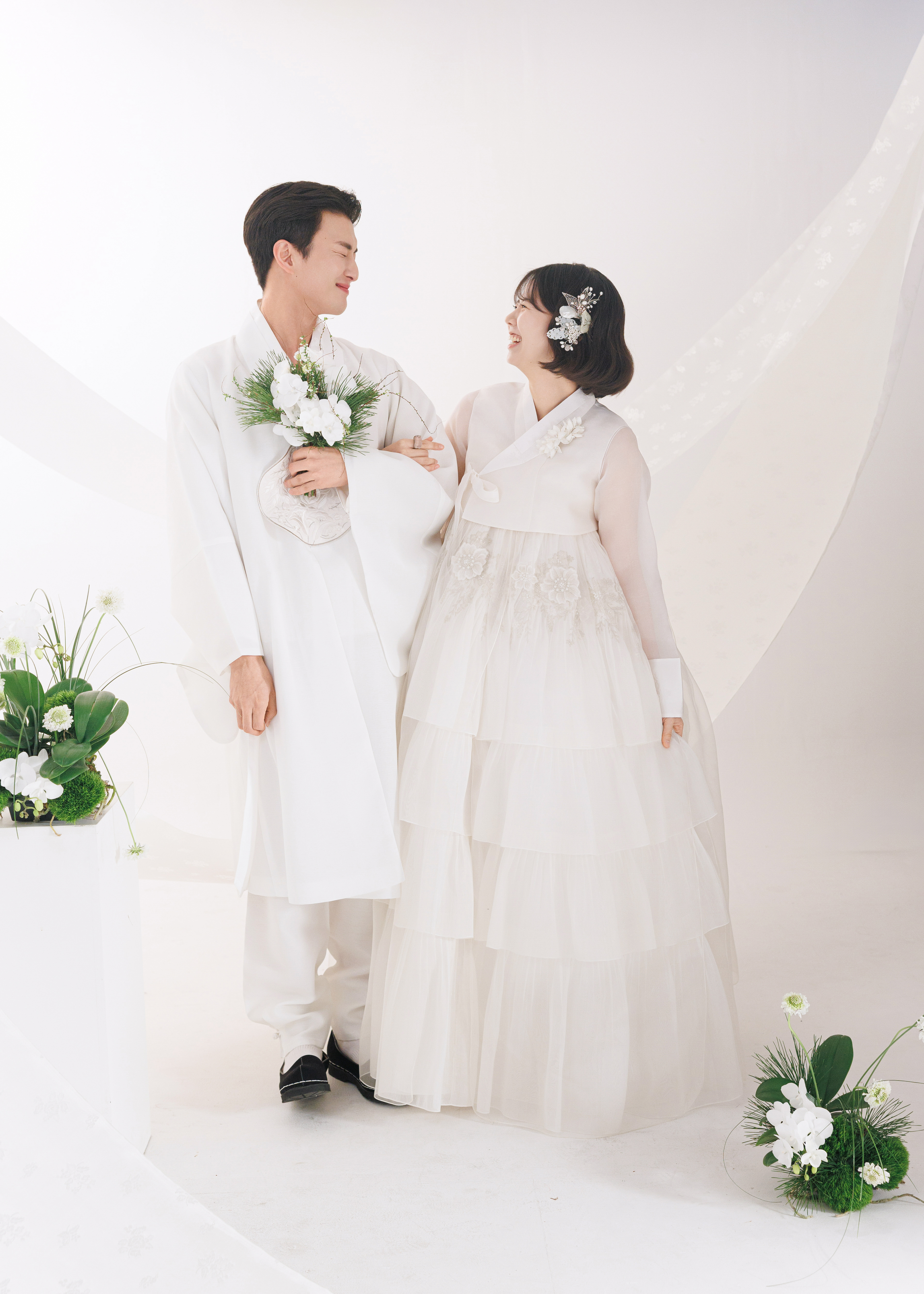 천안 커플사진 순백스튜디오 — 커플 한복 프로필 사진 후기 4