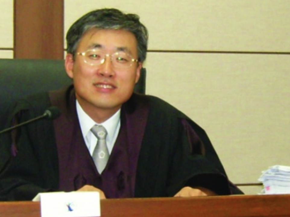 김형두 판사