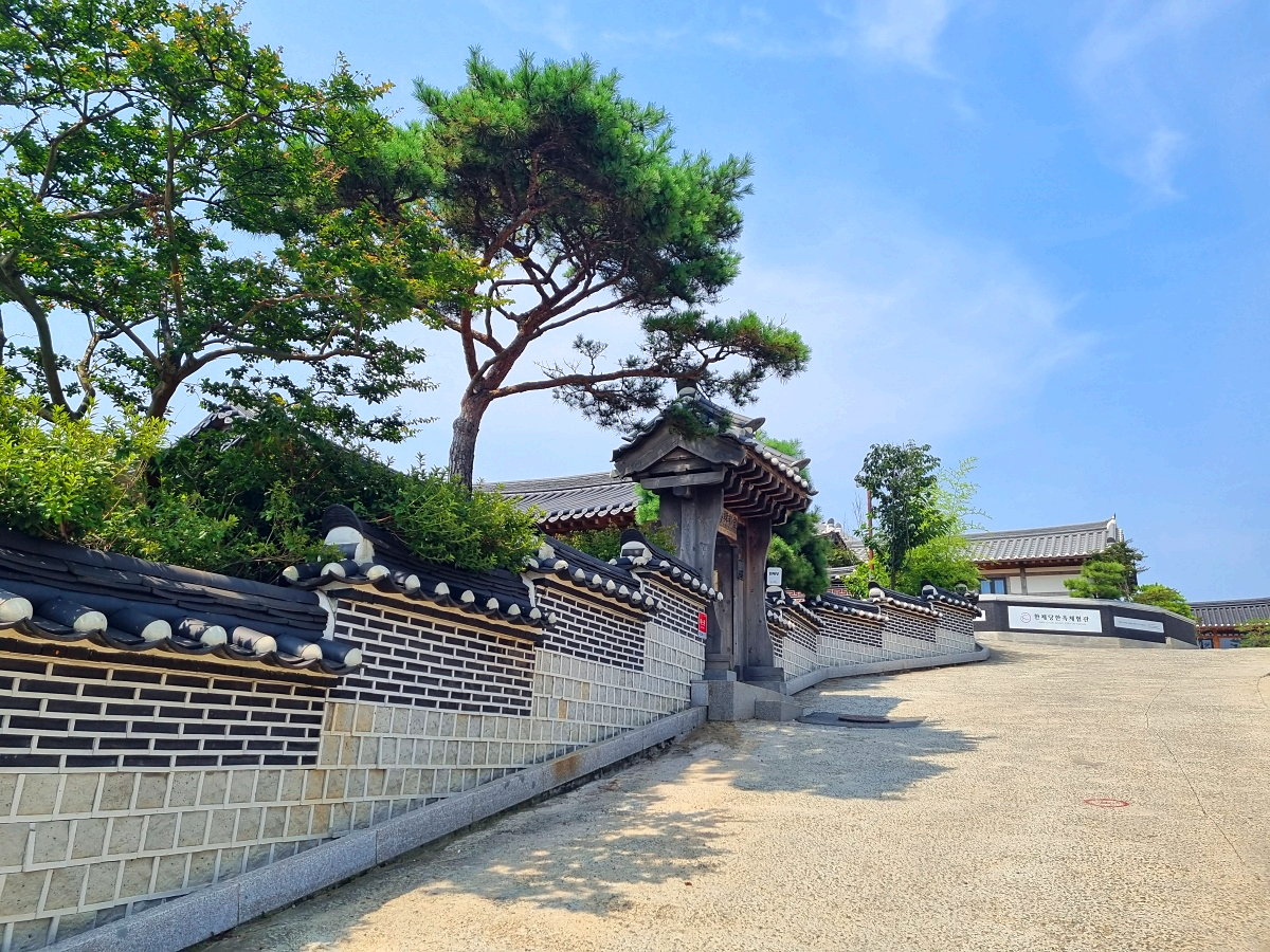 충남 태안 여행, 한채당(탼 한옥비치리조트) 한옥 체험