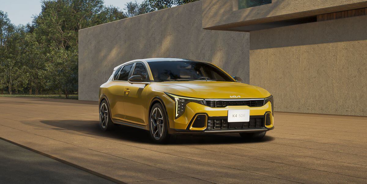 2025 기아 K4 해치백