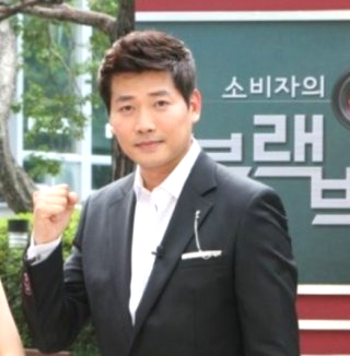 김용필 아나운서 프로필 &amp;#124; 트로트 가수 나이 결혼 학력 고향