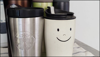 다양한 크기의 텀블러 컵