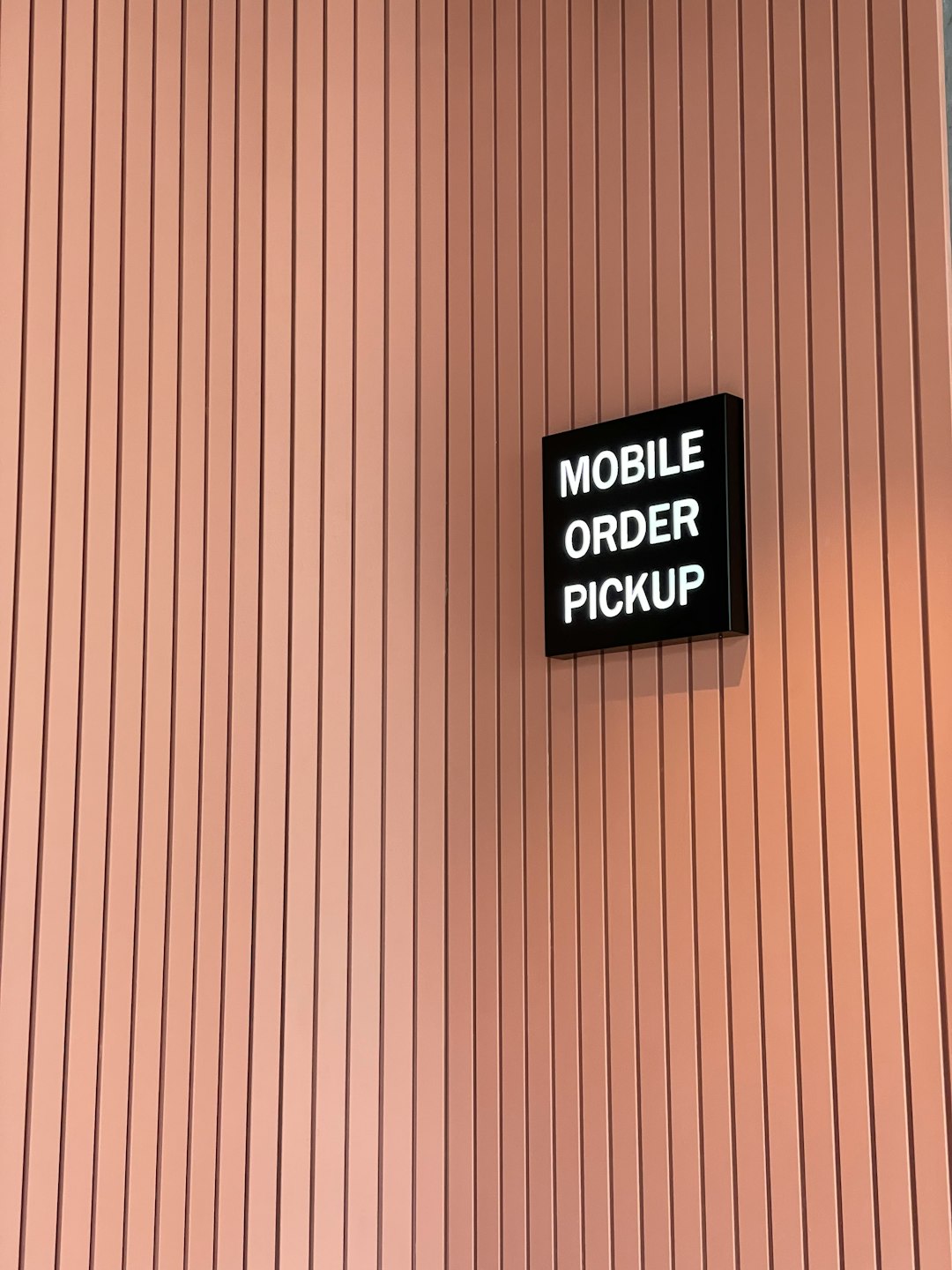 트럼프코인 행정명령: 2025년 비트코인과 가상자산 혁신의 서막 관련 이미지 1