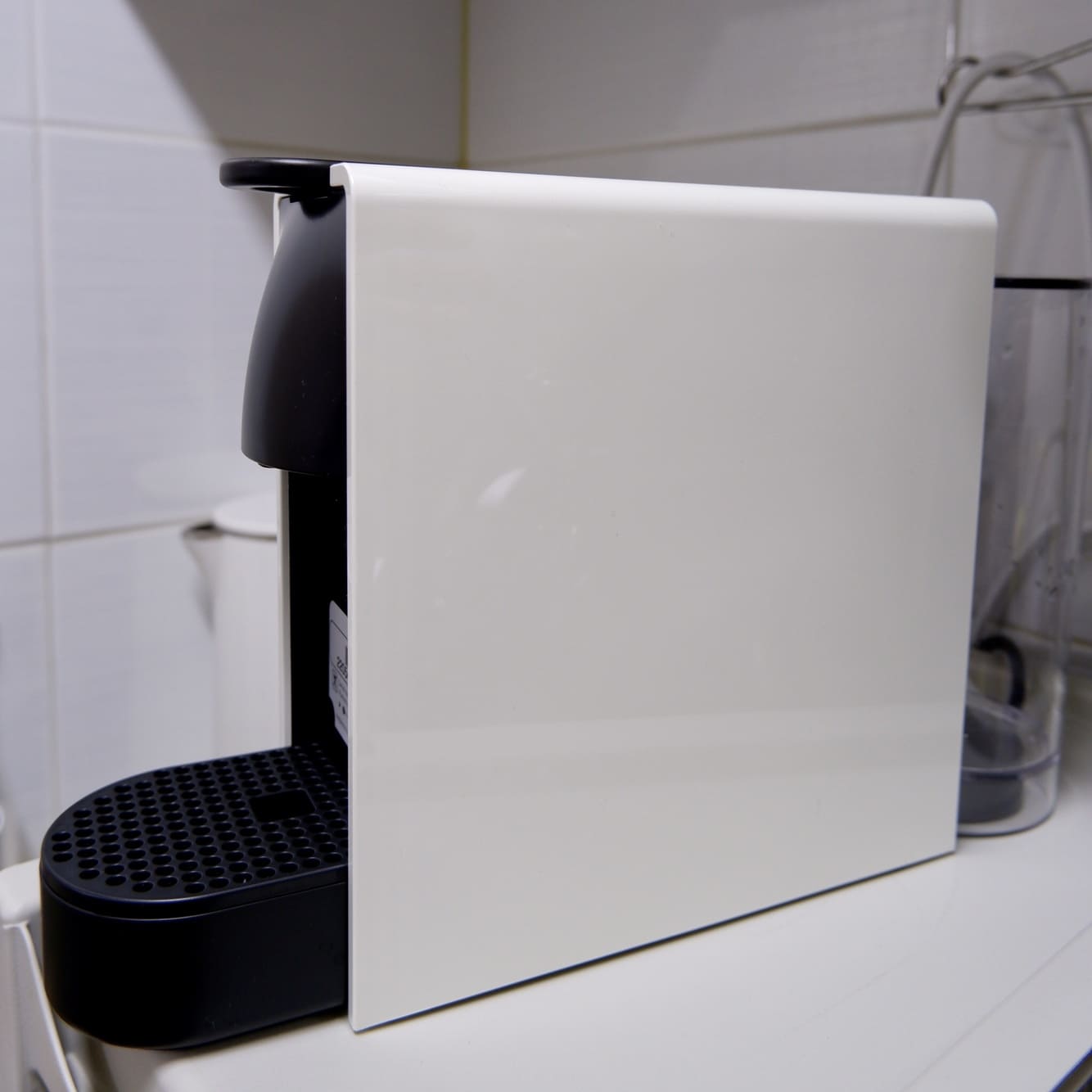 네스프레소 에센자 미니 크기