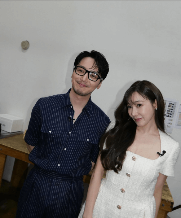 티파니 변요한 열애설 결혼전제 손편지 공개