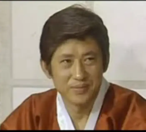 배우-김용건-사진