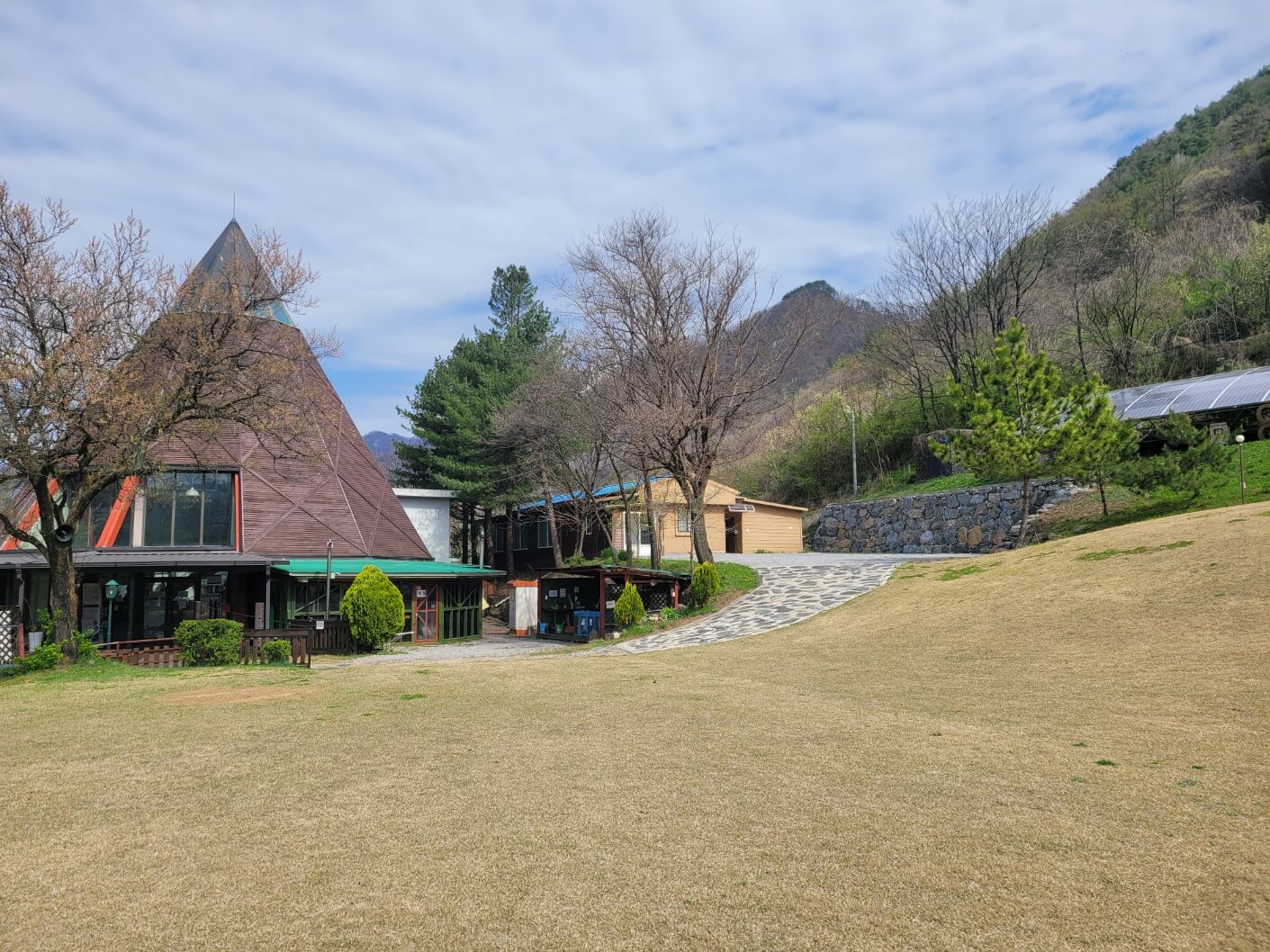 D존 뷰