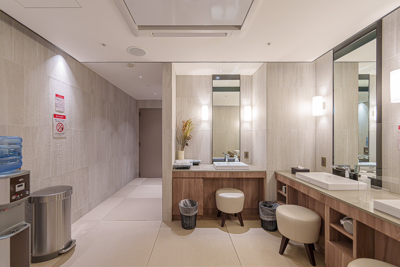 Hotel Collective, Naha: A Connecting-Room Stay on Kokusai Street — original photograph 12