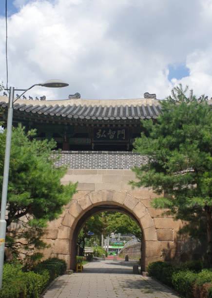 홍지문 및 탕춘대성