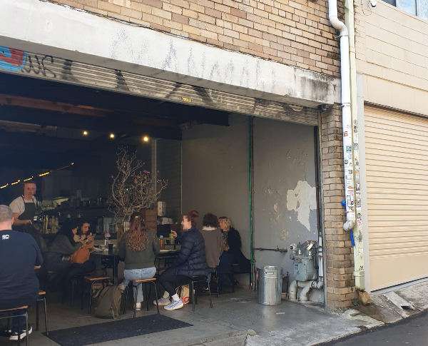 시드니 써리힐즈 커피 투어: Artificer Coffee와 Reuben Hills 그리고 Single O_ Reuben Hills_후문